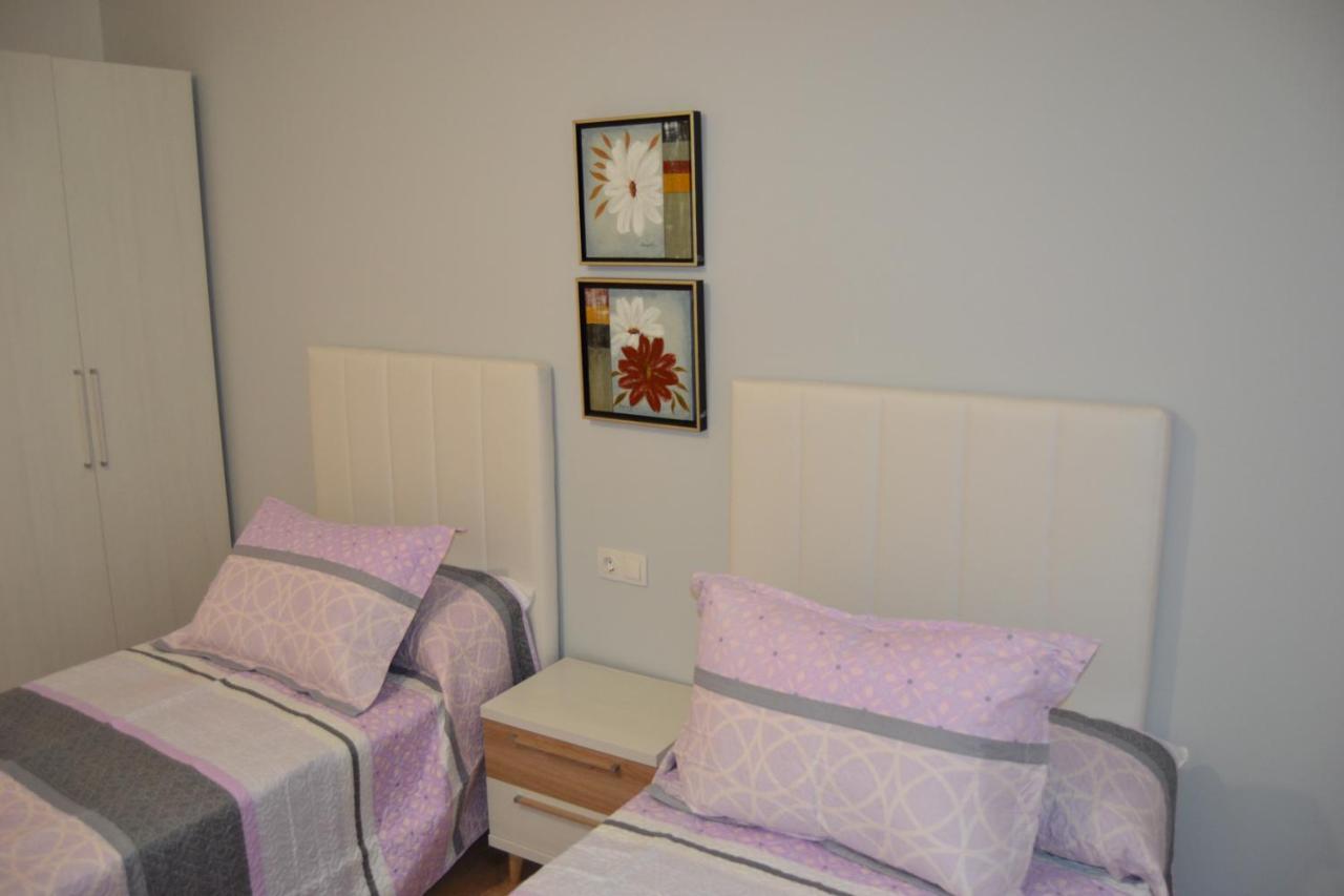 Inmoinsuas Marisol House Apartment Sarria Exterior photo